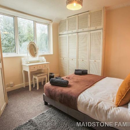 Maidstone Family Homes Upper Road Cottage Exterior foto