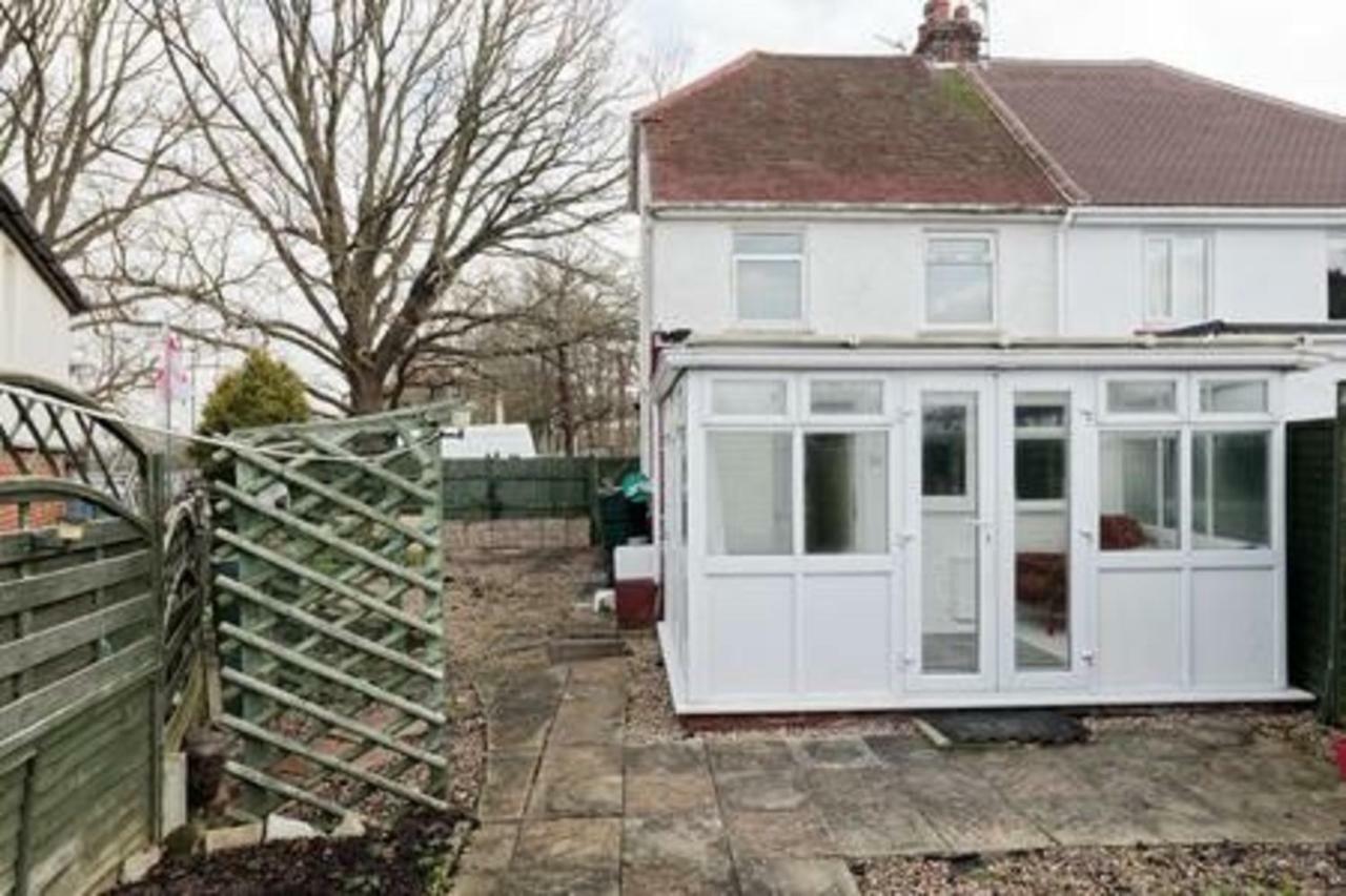 Maidstone Family Homes Upper Road Cottage Exterior foto
