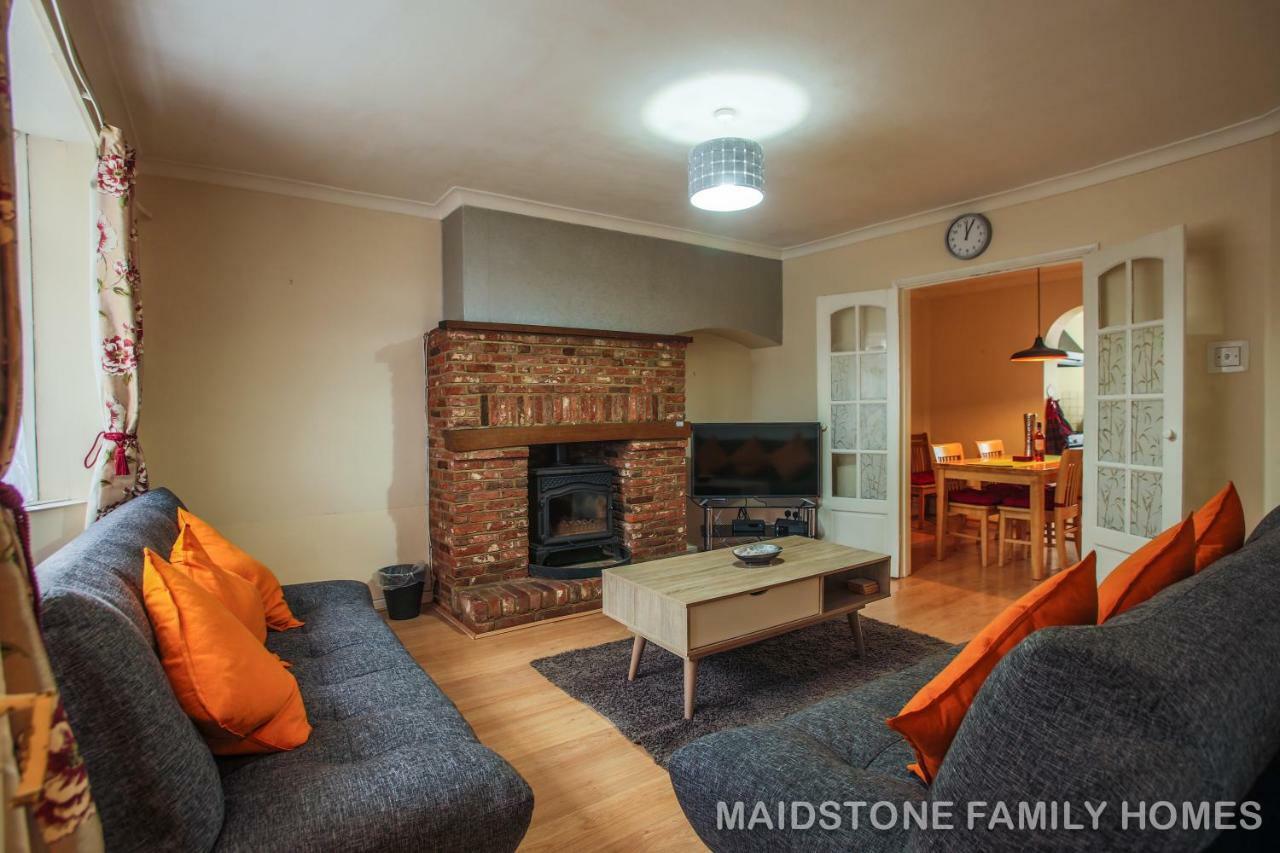 Maidstone Family Homes Upper Road Cottage Exterior foto